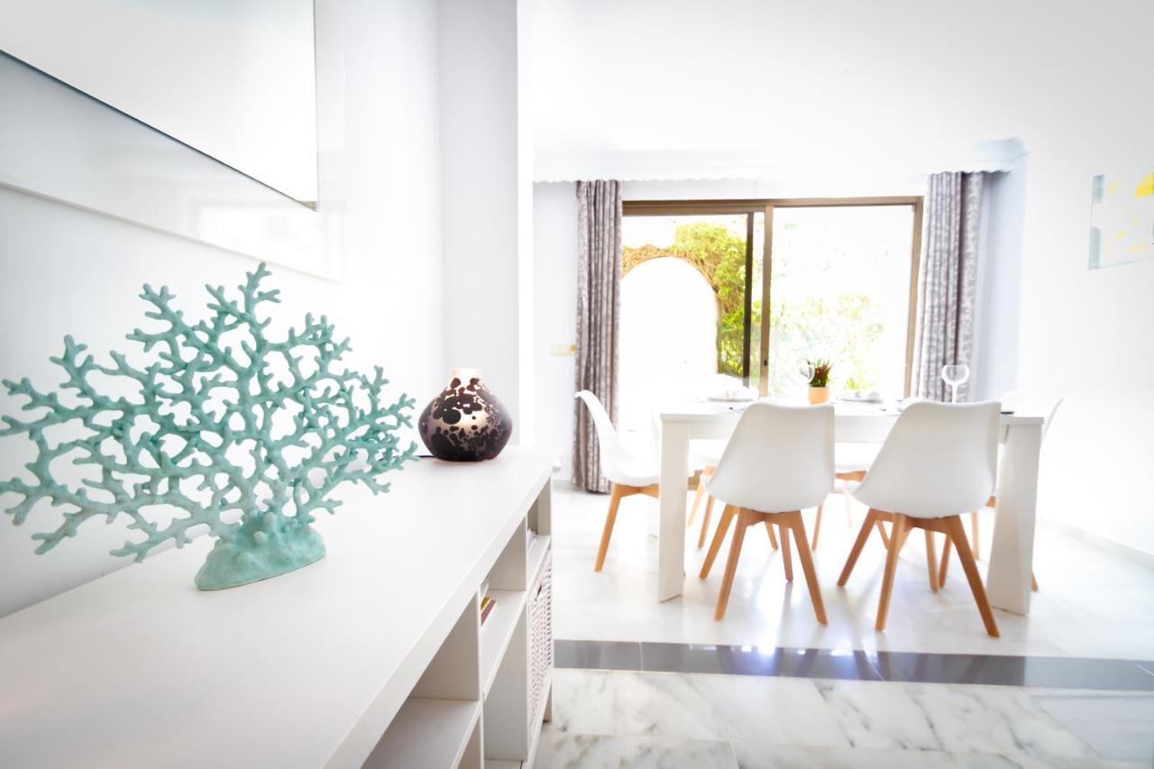 Marbella Banus Suites - Golden Beach Marbella Suite المظهر الخارجي الصورة
