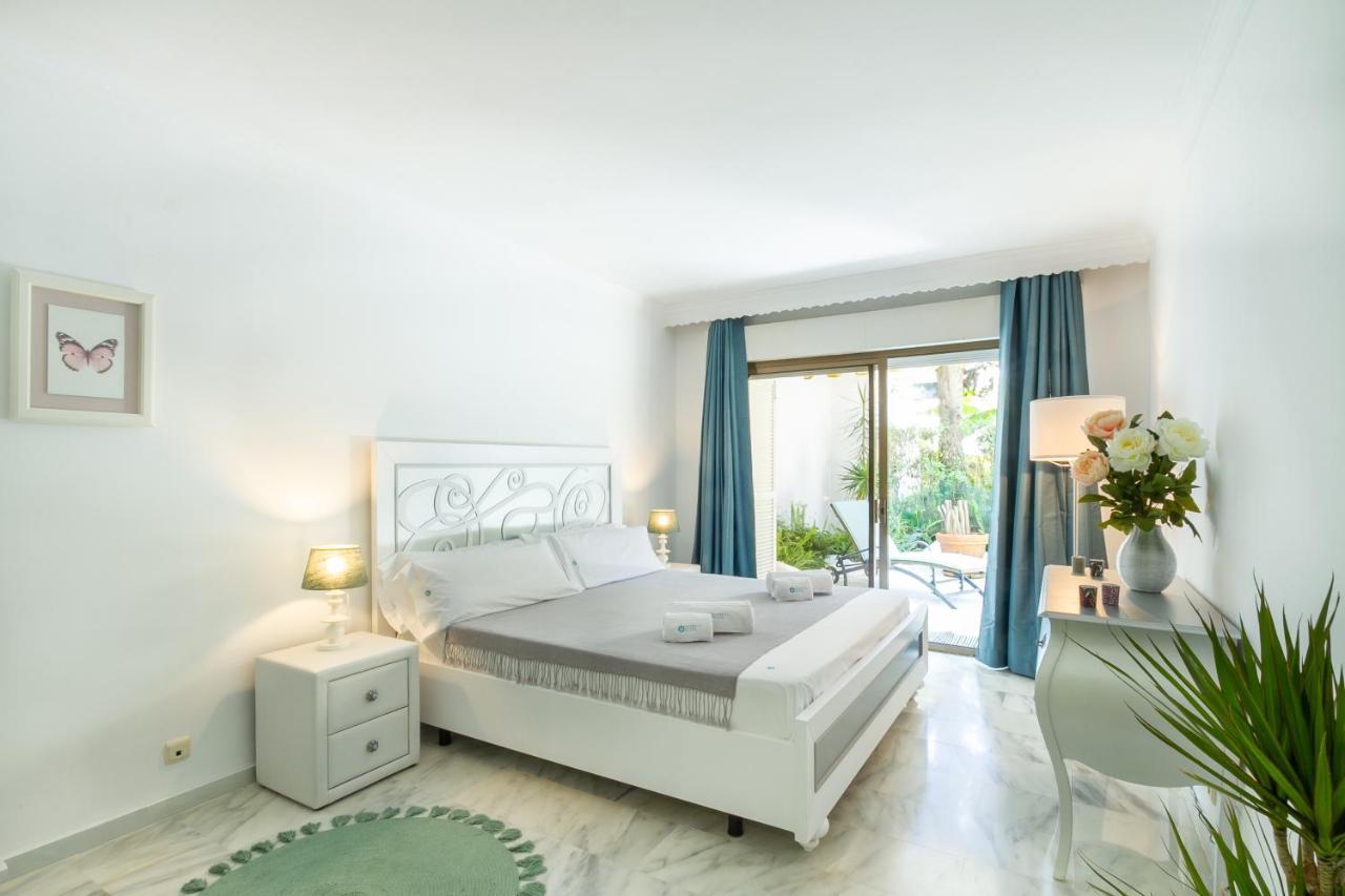Marbella Banus Suites - Golden Beach Marbella Suite المظهر الخارجي الصورة