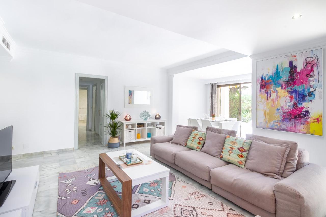 Marbella Banus Suites - Golden Beach Marbella Suite المظهر الخارجي الصورة
